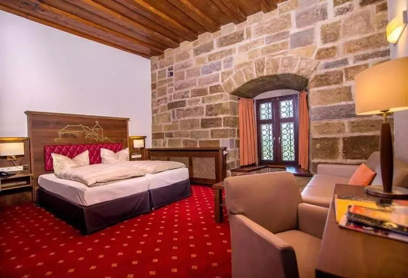 اتاق استاندارد با وان آب گرم, Burg Colmberg