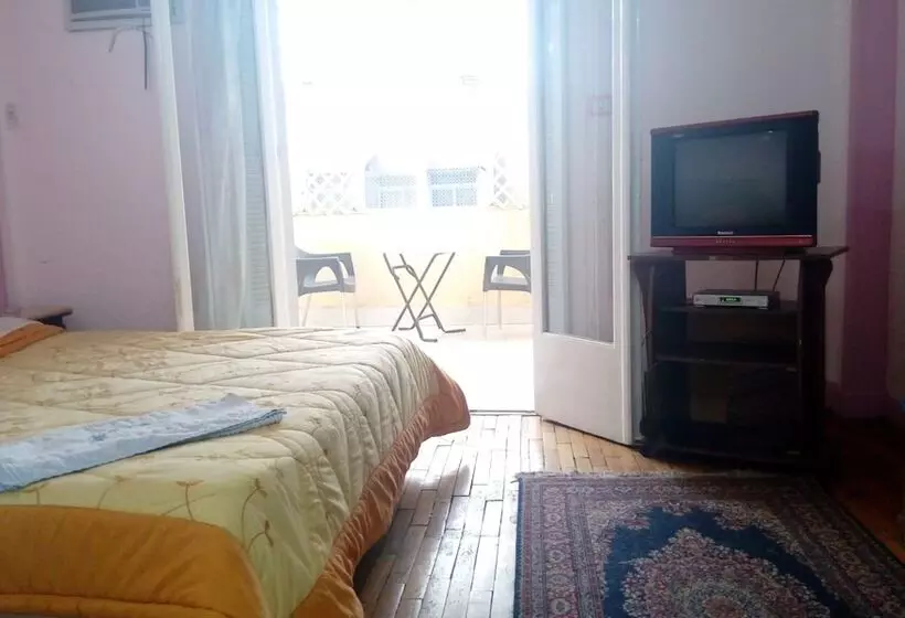 اتاق استاندارد, Cairo Moon Hostel