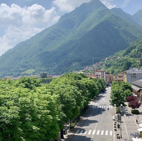 غرفة قياسية ثلاثية, Centrale