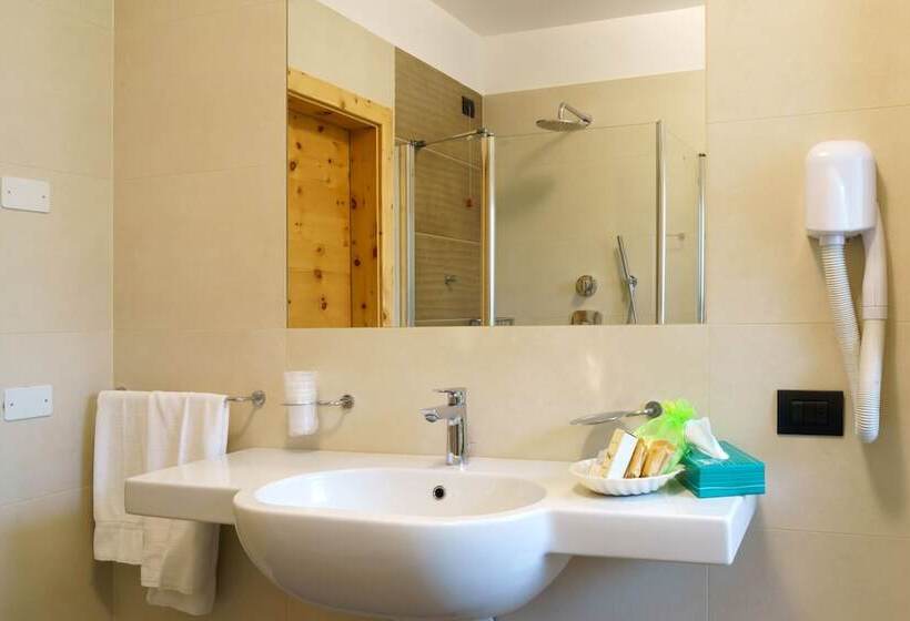 غرفة عائلية, Diamant Park