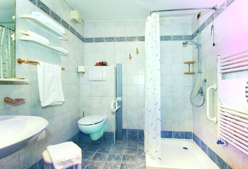 غرفة عائلية, Diamant Park