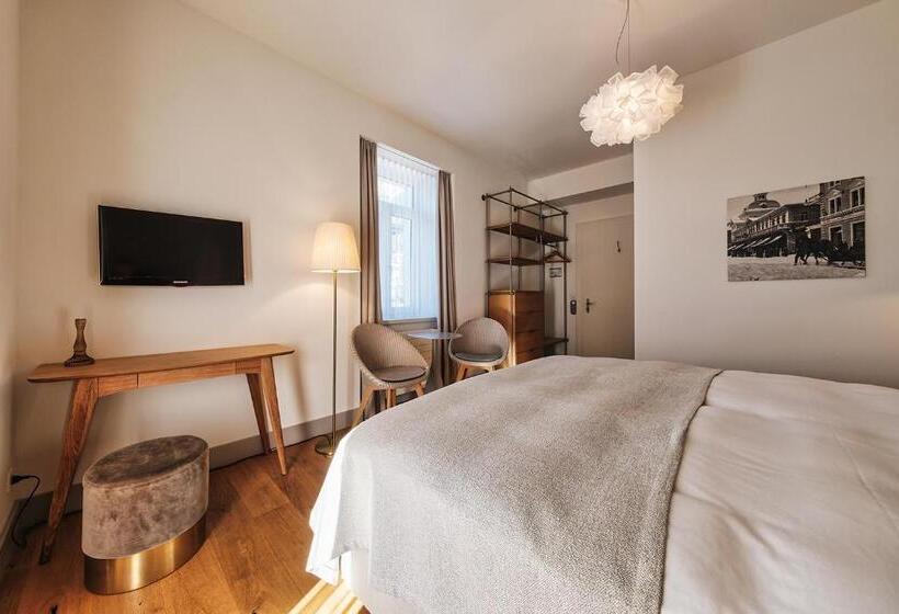 Номер Superior с Балконом, Edelweiss