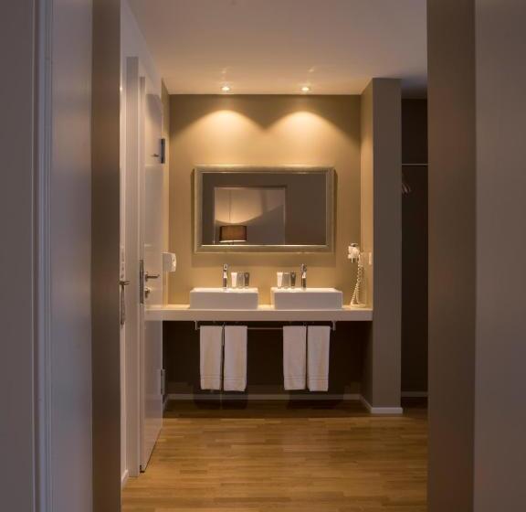 Четырехместный Номер Стандарт, Edelweiss