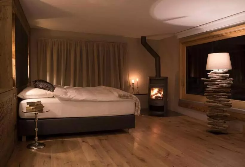 Suite Àtic, Edelweiss