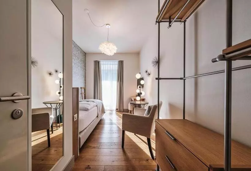 Habitació Estàndard Individual amb Balcó, Edelweiss