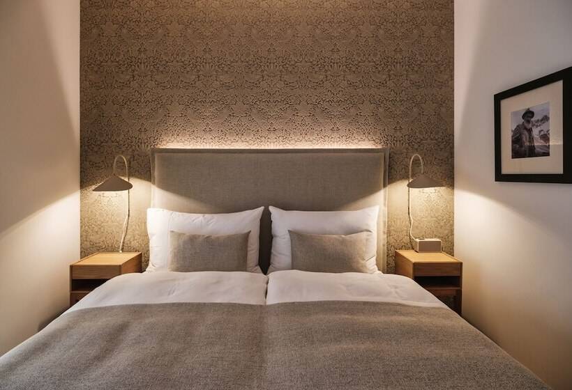 Номер Superior с Балконом, Edelweiss