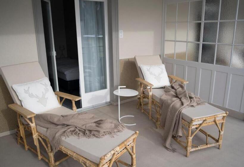 Номер Superior с Балконом, Edelweiss