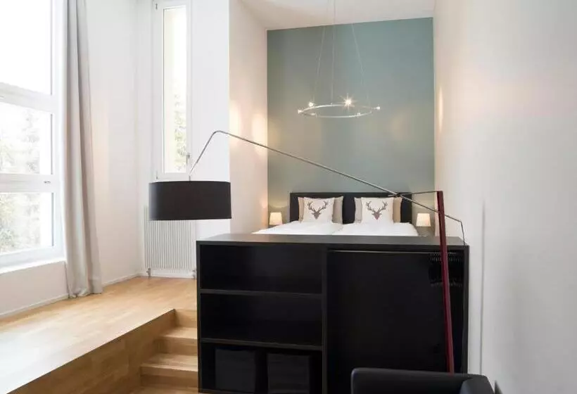 Suite, Edelweiss