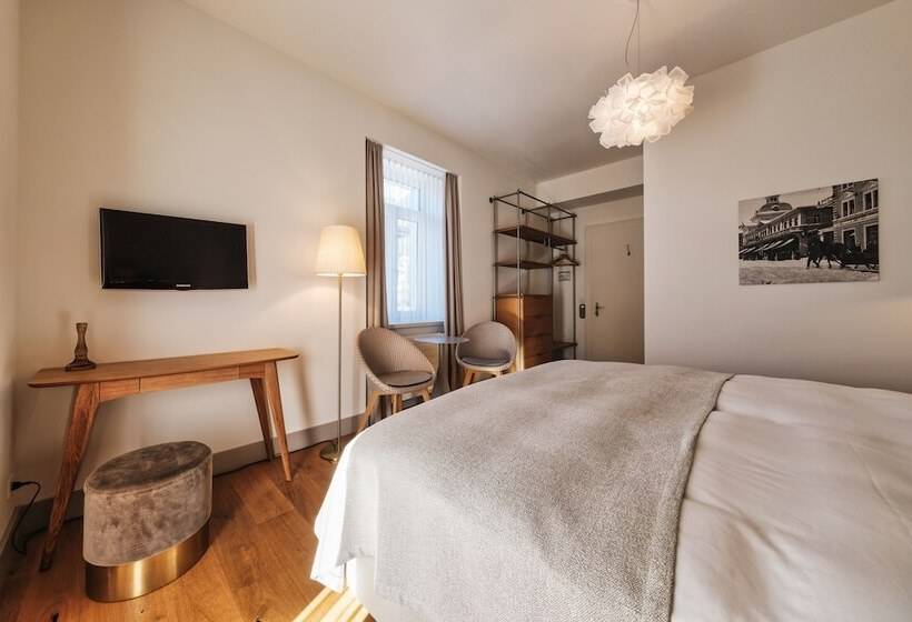 Номер Superior с Балконом, Edelweiss