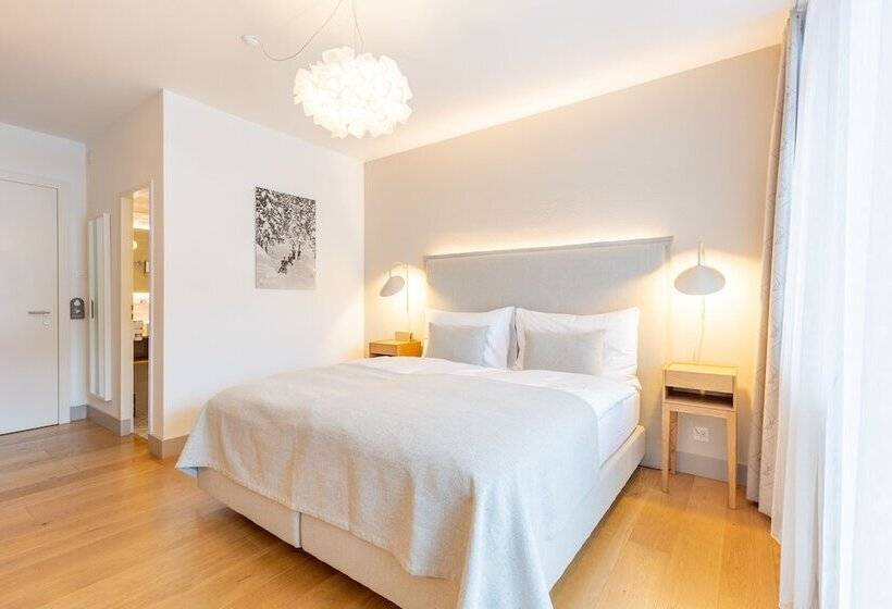 Номер Superior с Балконом, Edelweiss