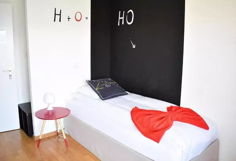 スタンダードシングルルーム, Hostellerie D'orzival