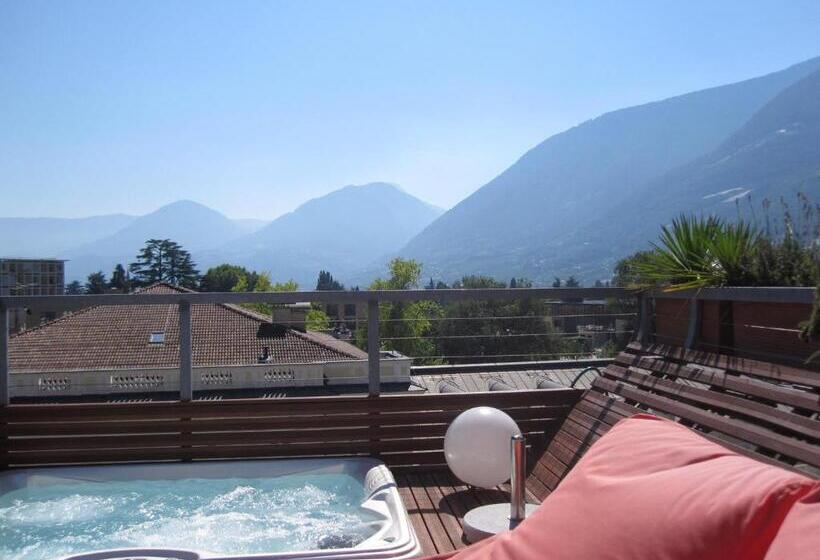 Люкс с гидромассажем, Boutique Hotel Imperialart