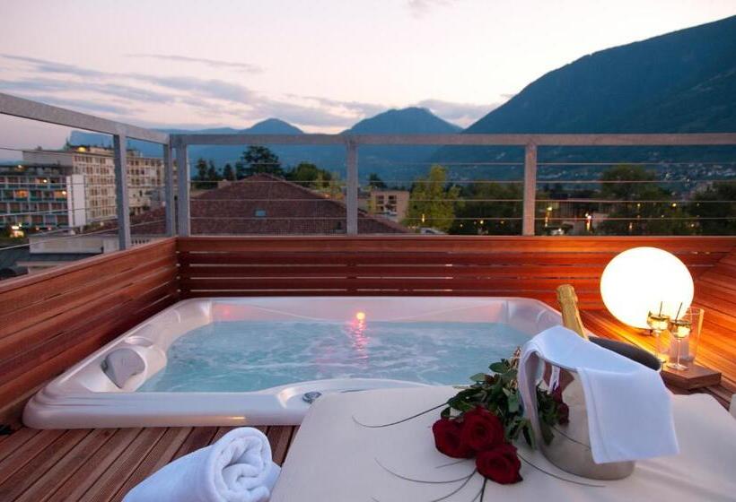 Люкс с гидромассажем, Boutique Hotel Imperialart