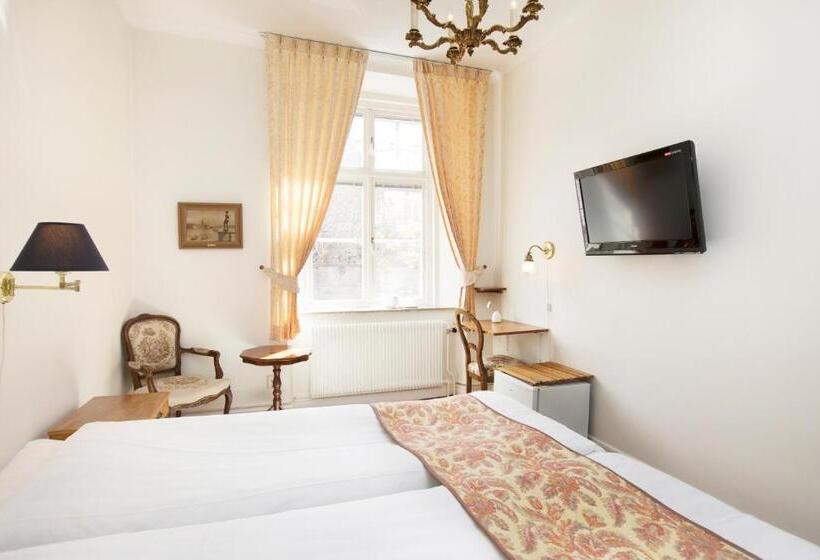 اتاق استاندارد, L Breda Blick