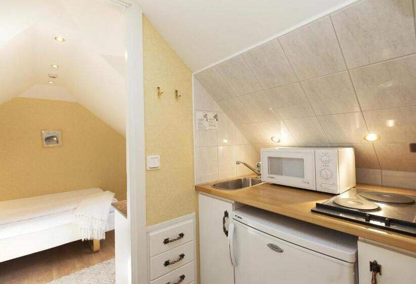 اتاق استاندارد سه تخته با بالکن, L Breda Blick