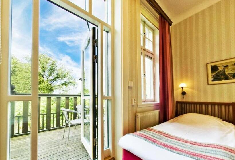 اتاق استاندارد سه تخته با بالکن, L Breda Blick