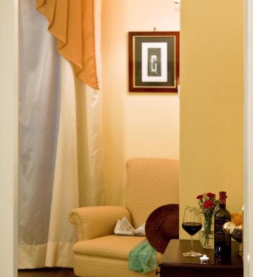 디럭스 룸, La Plumeria