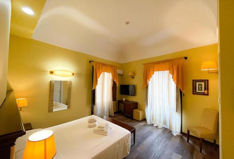 디럭스 룸, La Plumeria