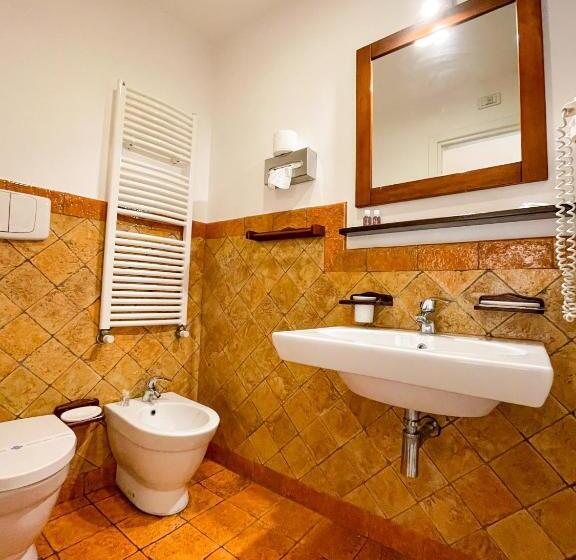 디럭스 룸, La Plumeria