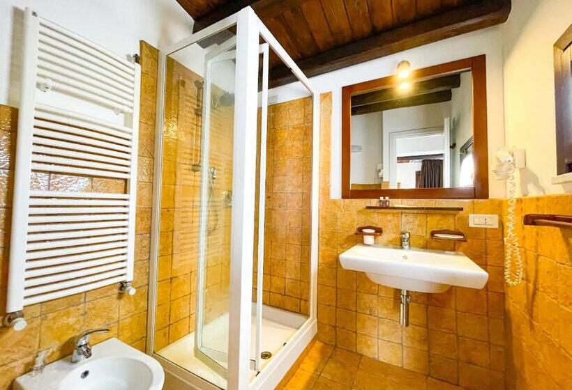 테라스 주니어 스위트, La Plumeria