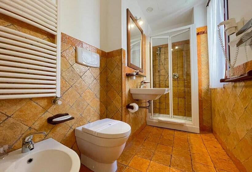 스탠다드 룸, La Plumeria