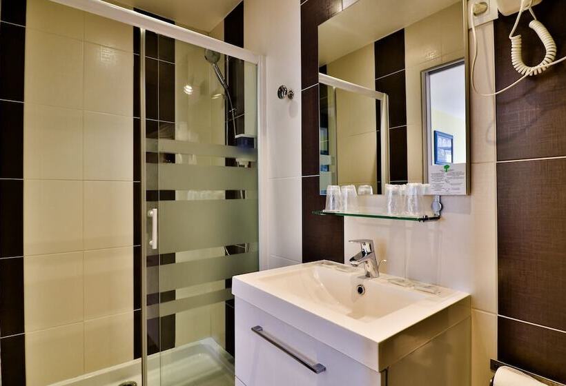 4인용 스탠다드 룸, La Tuiliere