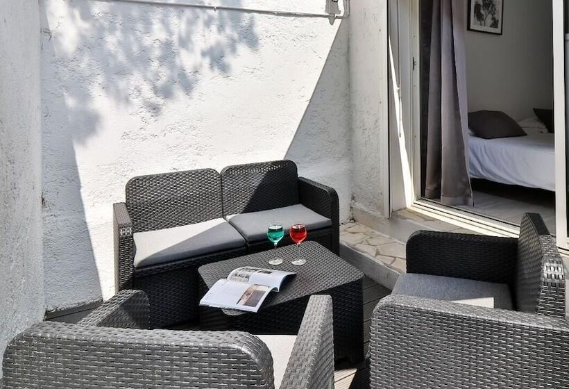 4인용 스탠다드 룸, La Tuiliere