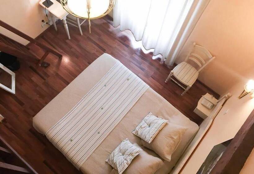 Номер Дюплекс, Logis Hôtel Les 3b