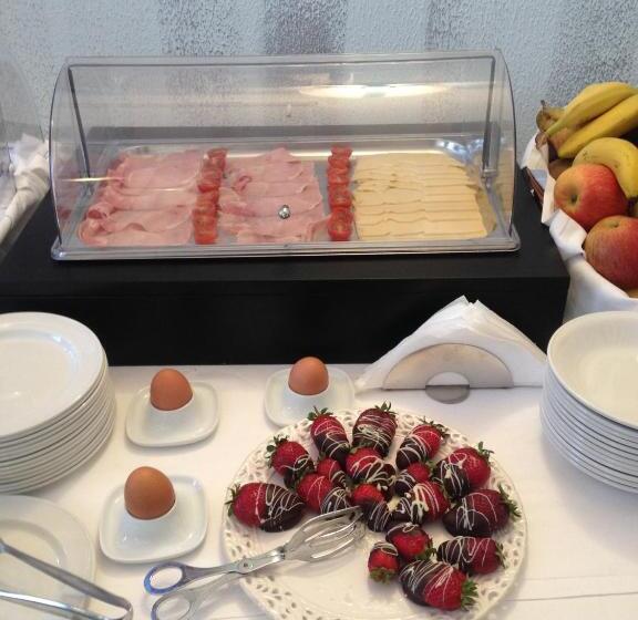 غرفة قياسية, Mediterraneo