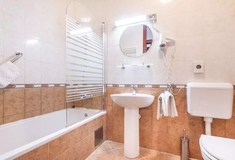 Triple Room Sea View, Miramare