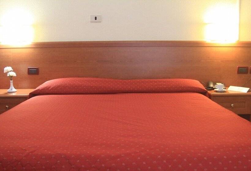 Quarto Triplo Estandar, Miramare