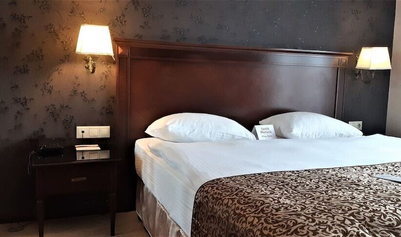 Quarto standard, Monec