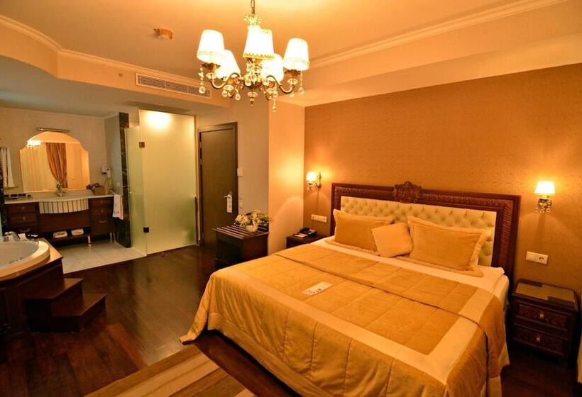 Quarto deluxe, Monec