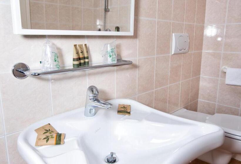 Classic room with balcony, Hi Hotels Riva