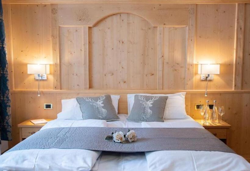 غرفة كلاسيكية ثلاثية, Diamant Park