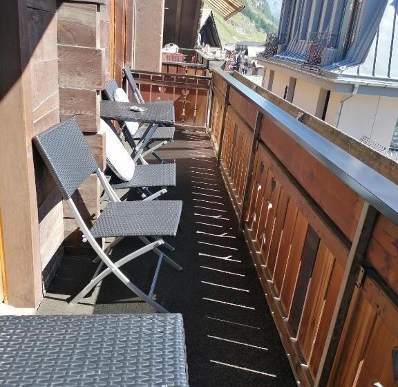 חדר סטנדרט לשלושה, Petit Helvetia Budget