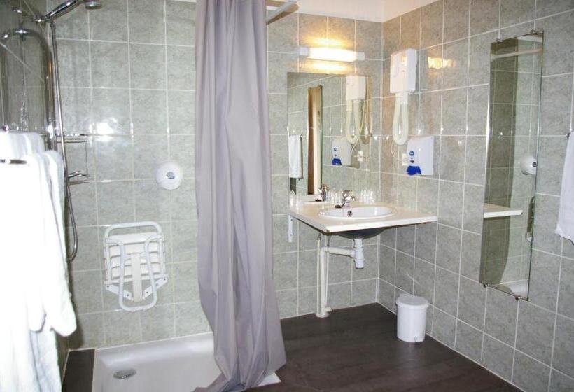 غرفة قياسية ثلاثية, Queen Serenity