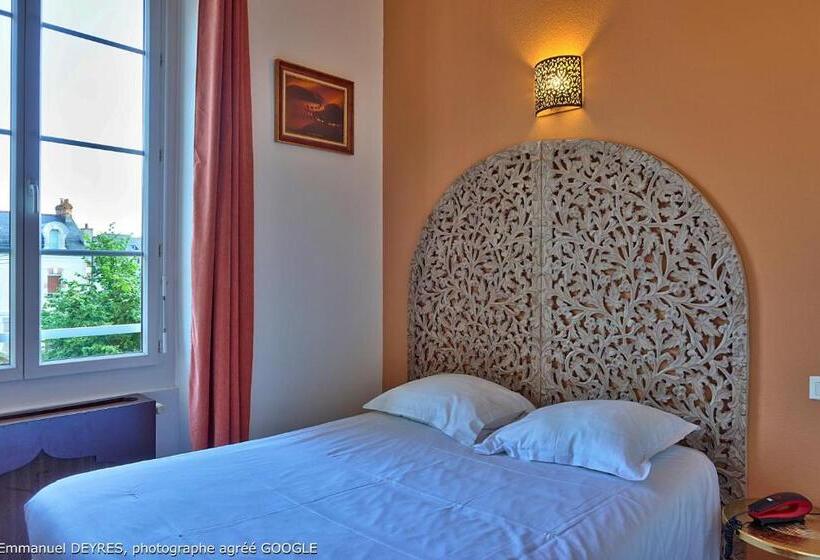 غرفة قياسية, Queen Serenity