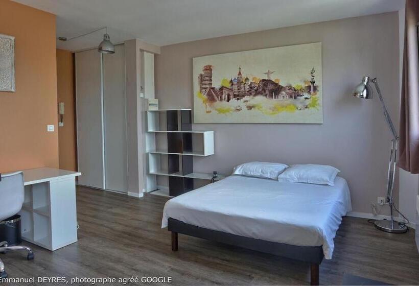 إستوديو قياسى, Queen Serenity