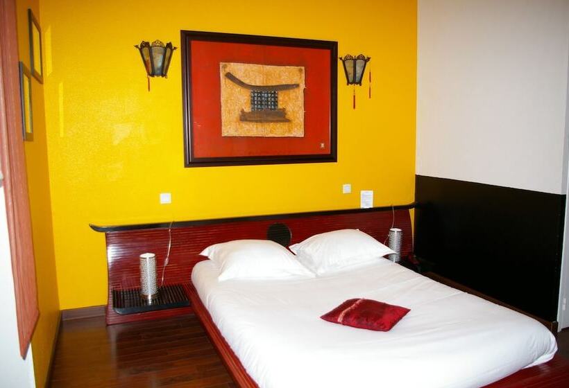 غرفة قياسية, Queen Serenity