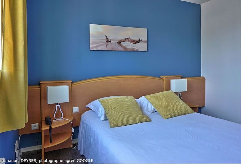 غرفة سوبيريور, Queen Serenity