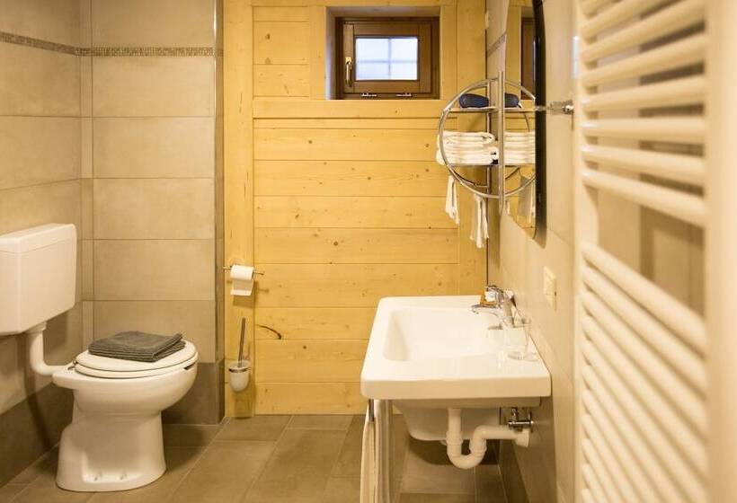 غرفة سوبيريور, Restaurant La Barme