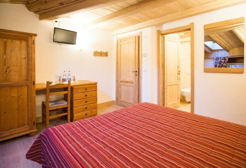 غرفة سوبيريور, Restaurant La Barme