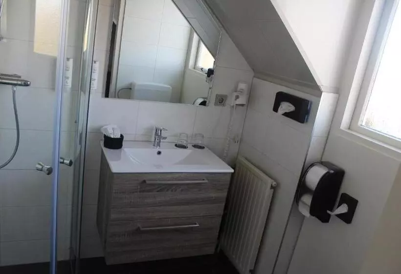 StandaardKamer, Restaurant  T Klokje