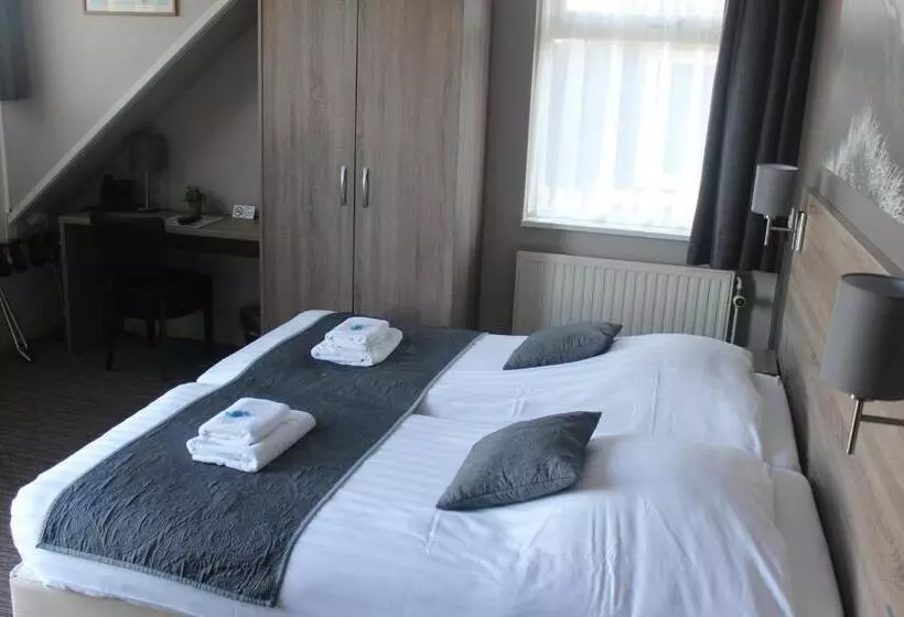 StandaardKamer, Restaurant  T Klokje