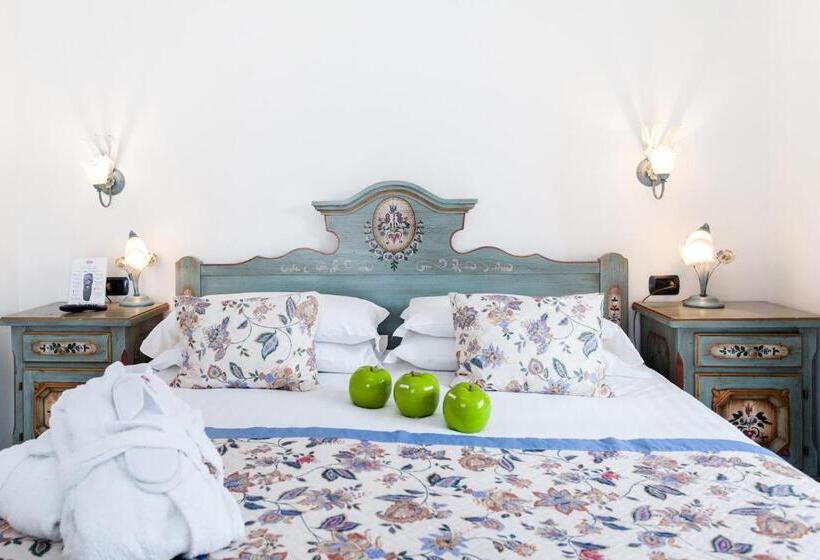 סוויטת ג'וניור, Vienna