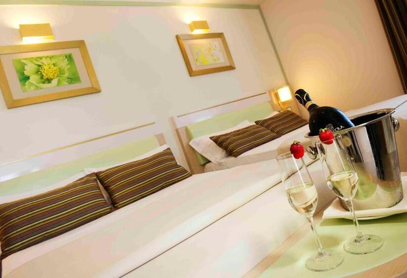 ジュニアスイート, Kora Park Resort