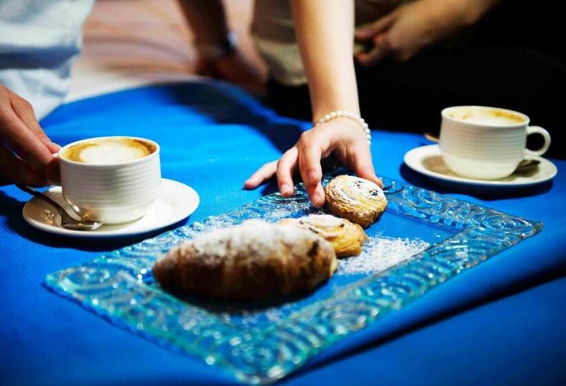 اتاق سوپریور با چشم‌انداز دریا, Kora Park Resort