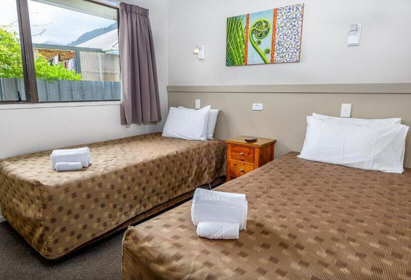 شقة غرفتين, The Terrace