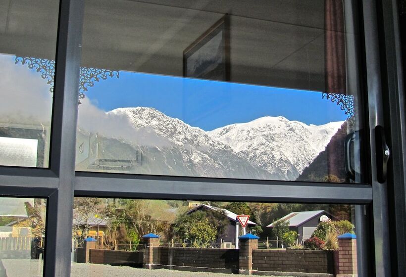 شقة غرفتين, The Terrace